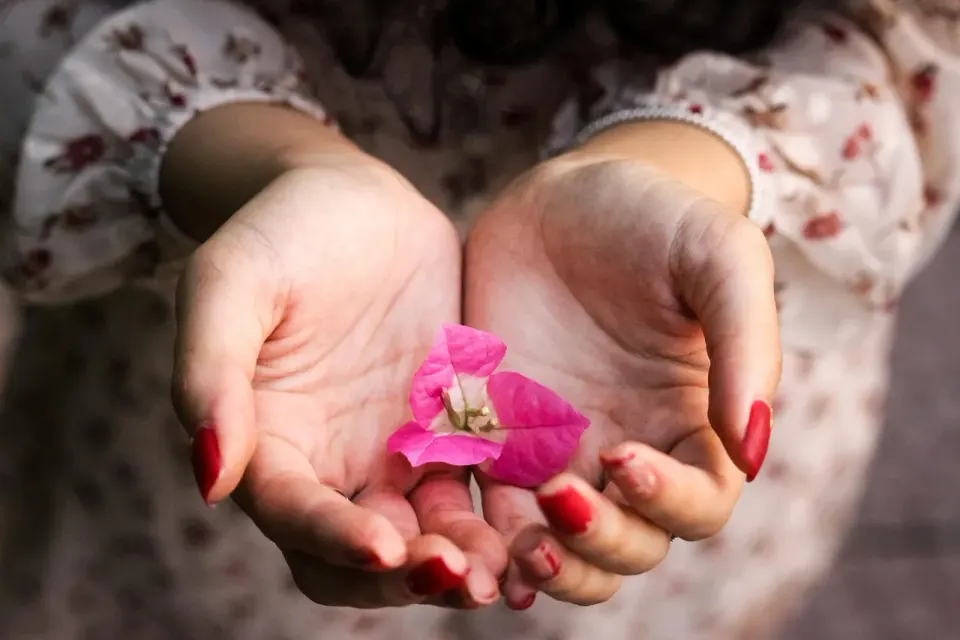 give, key, receive, hand